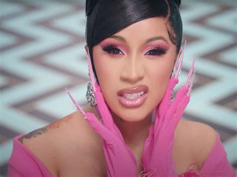Dec 21, 2018 · Cardi B Strips Down Naked in NSFW "Money" Music Video In September, the two famously got into a heated altercation at a New York Fashion Week party. By Corinne Heller Dec 21, 2018 11:46 AM Tags... 